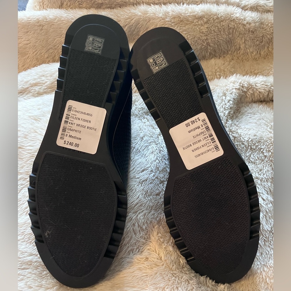 Eileen Fisher London knit wedge bootie in Graphite size 8 - NIB - Picture 3 of 10